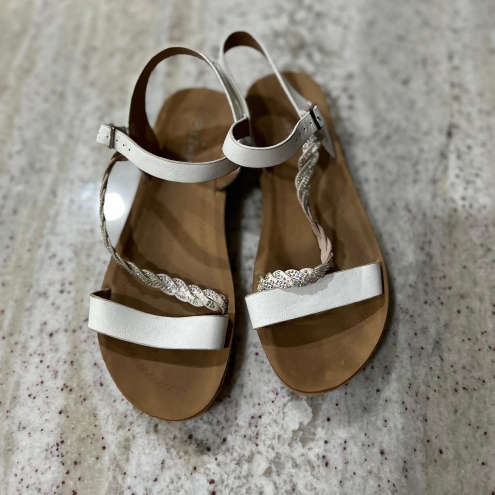 Girls Summer Sandals White Size 4